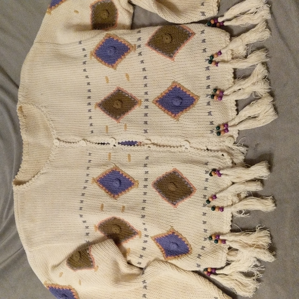 Vintage knitted cardigan sweater with bead details